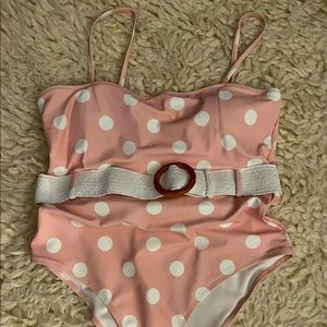 One-piece bathing suit